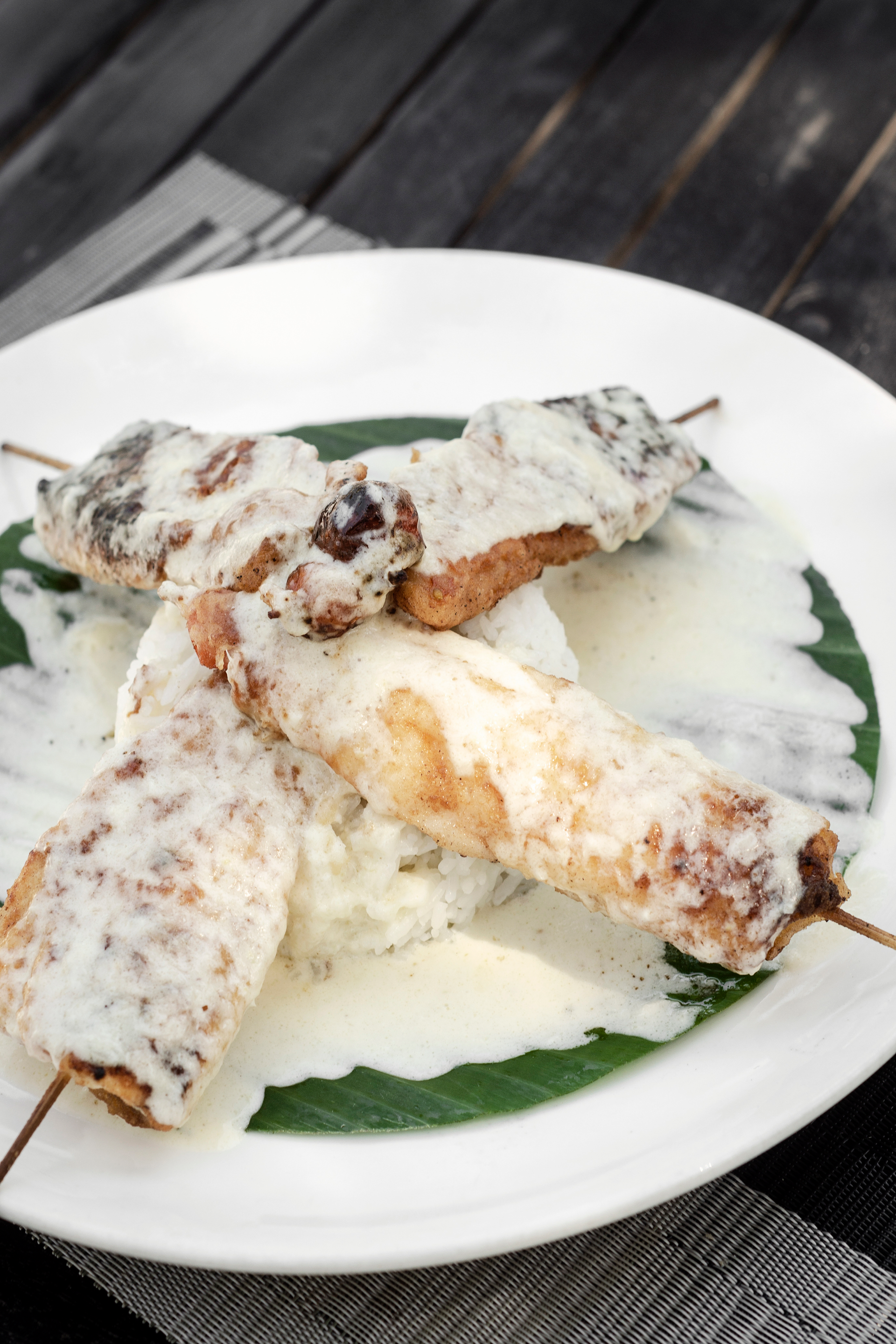 Aromatic Thai Lemongrass Beef Skewers with Mint Yogurt Sauce