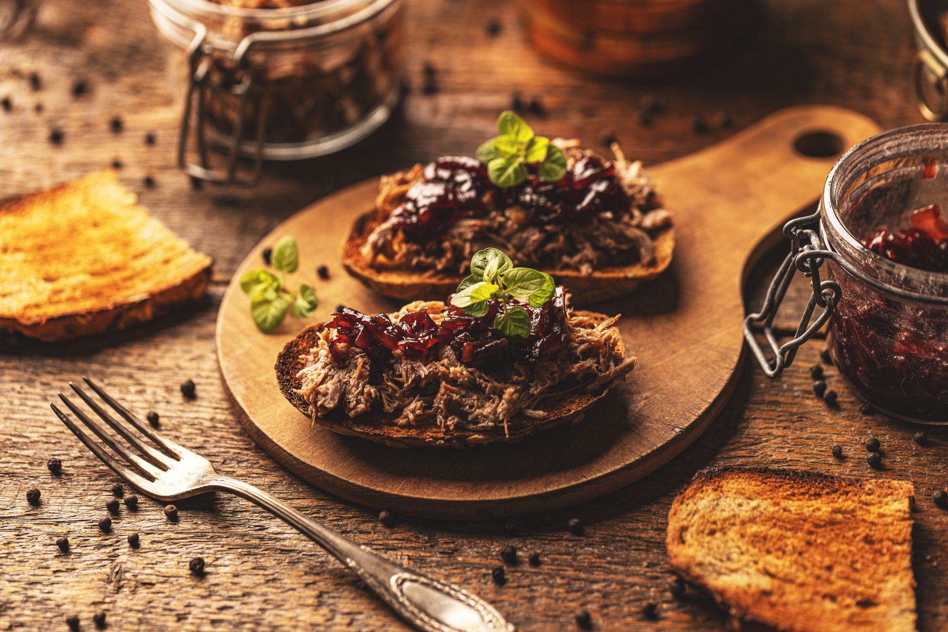 Belgian Stoofvlees with Beer and Brown Bread