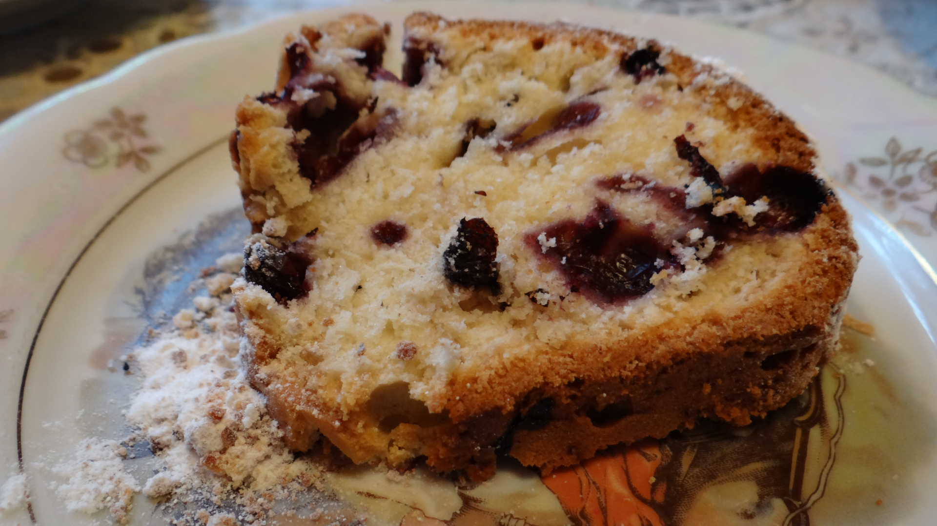 Buttery Cornish Heavy Cake with Currants