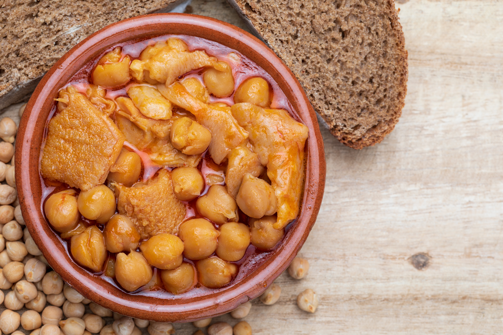 Ethiopian Suf Fitfit with Injera and Chickpeas — Main Course served and photographed from above