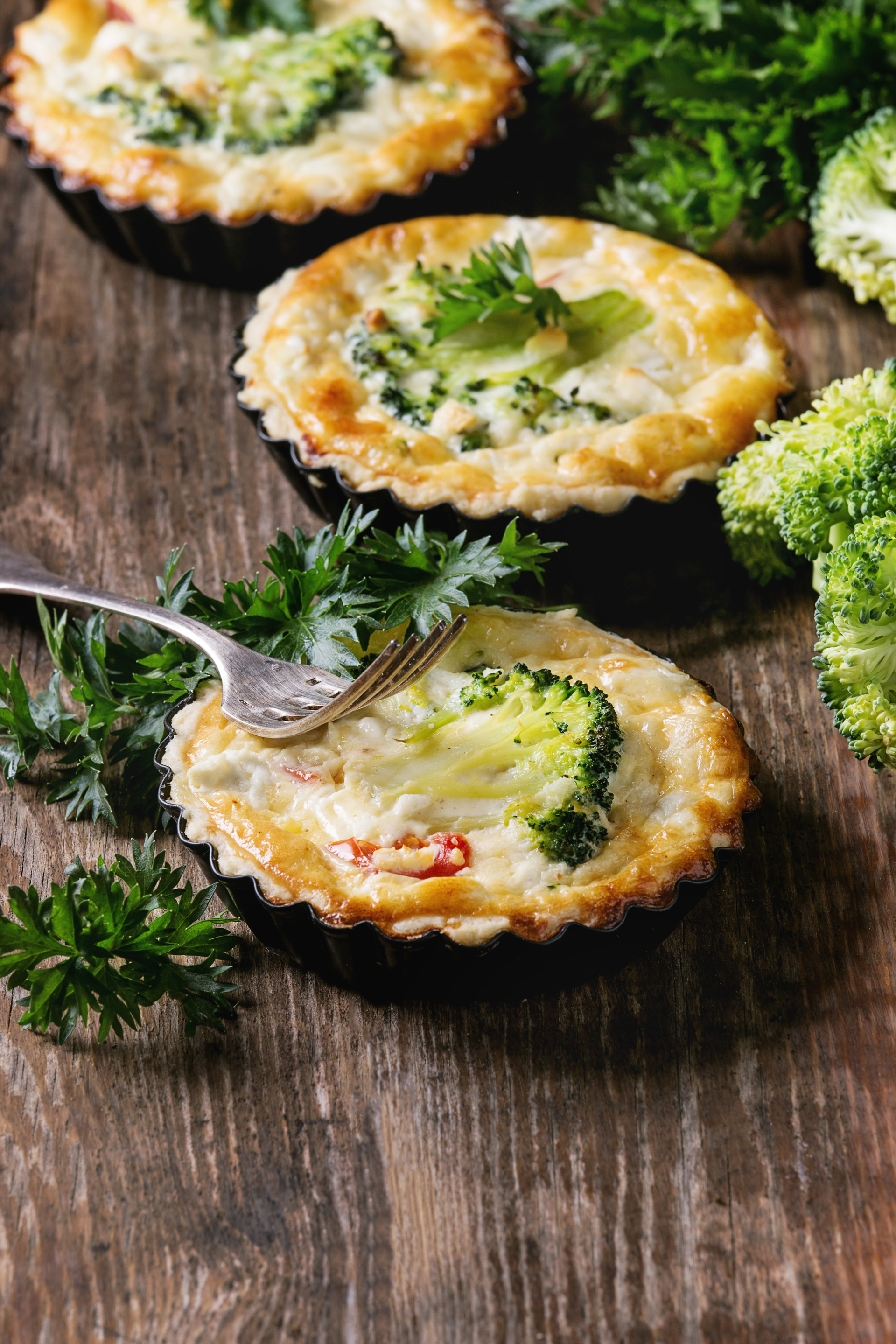 French Caramelized Onion and Gruyère Tart with Thyme — Appetizer served and photographed from above