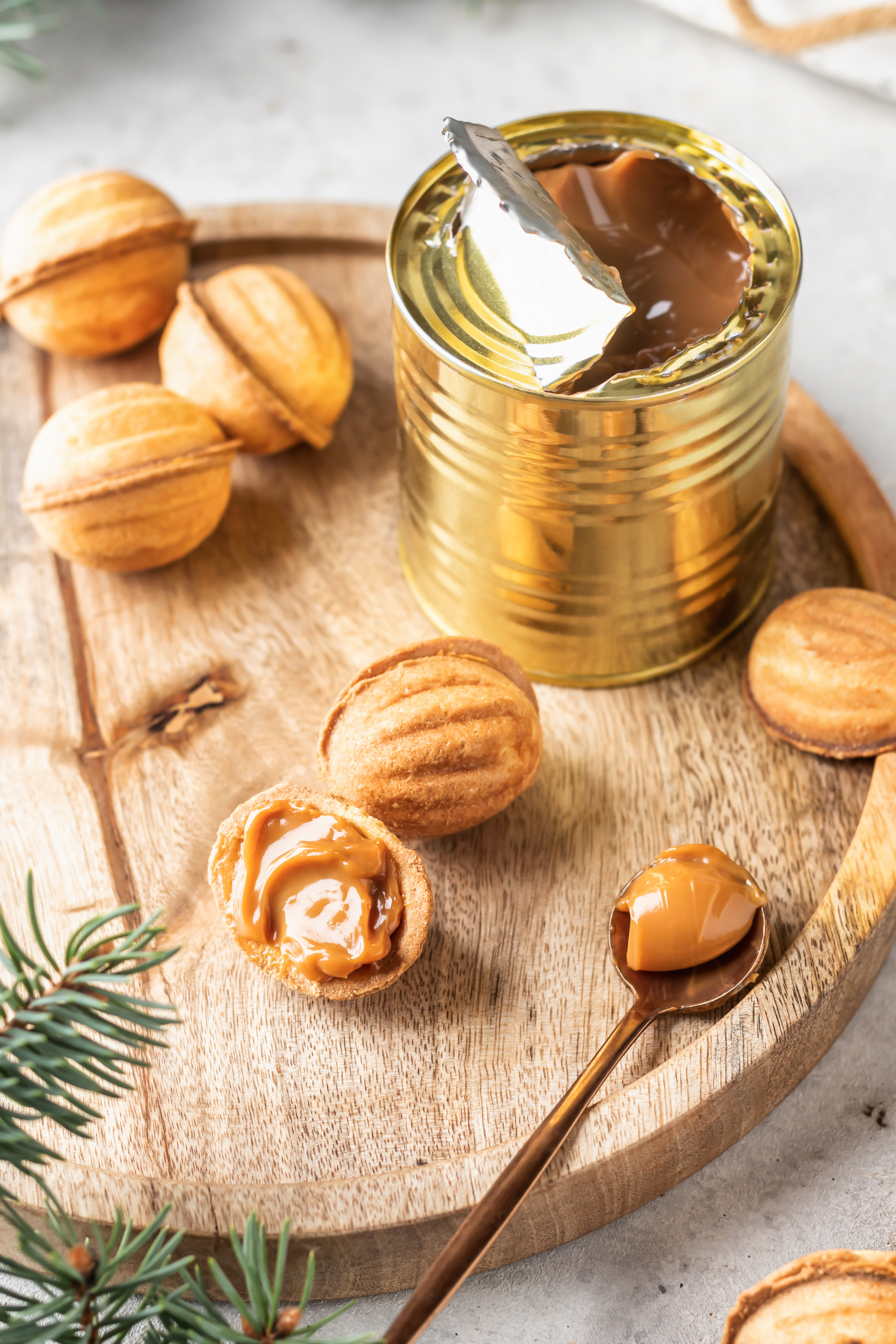 Luscious French Madeleines with Hazelnut Spread