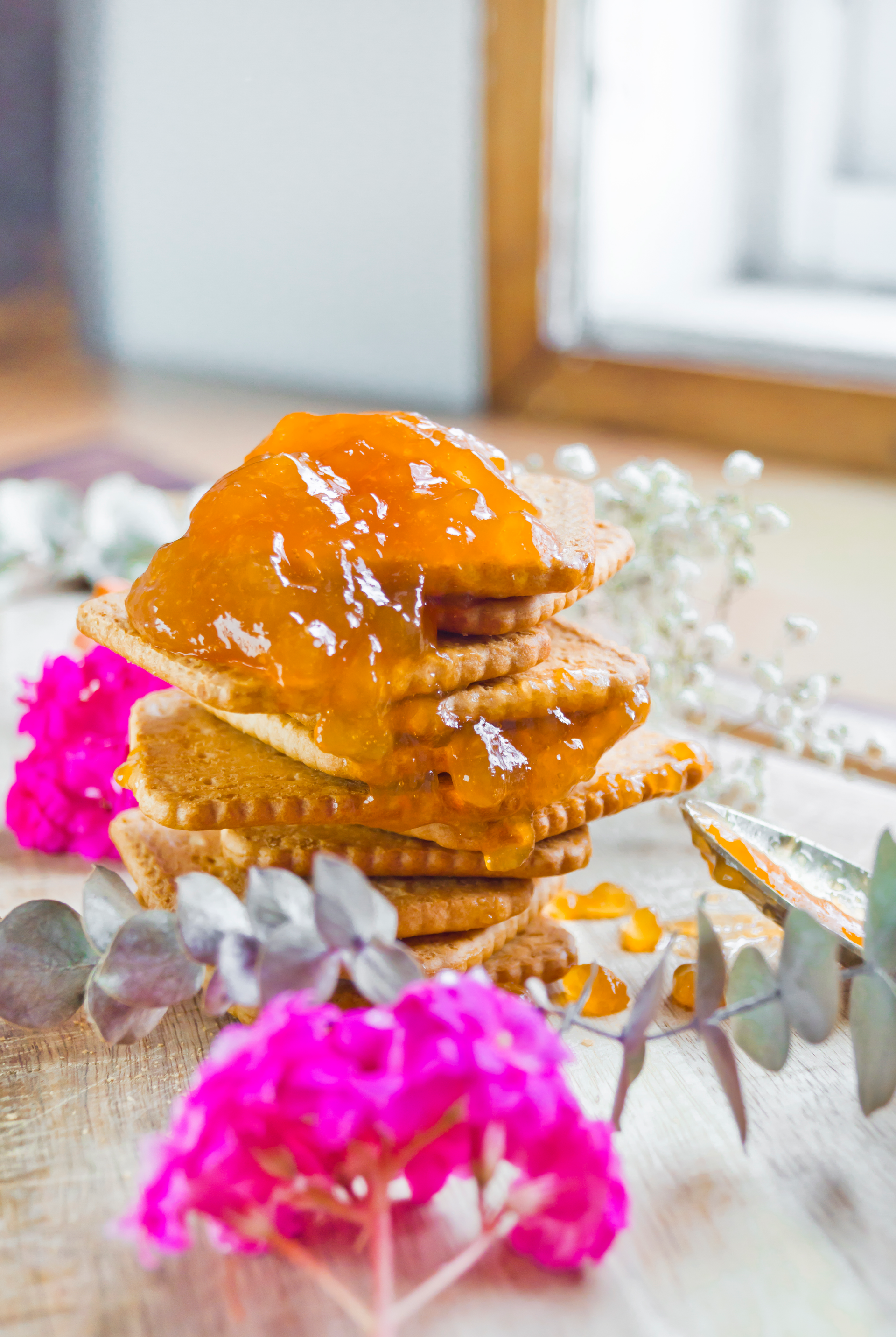 Moroccan Almond Tartlets with Orange Flower Water — Dessert served and photographed from above