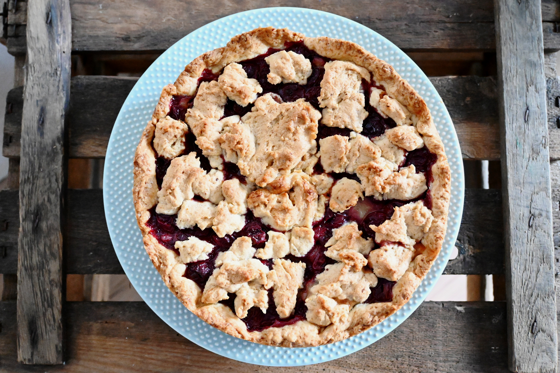 Norwegian Cloudberry Tart with Almond Crumble — Dessert served and photographed from above