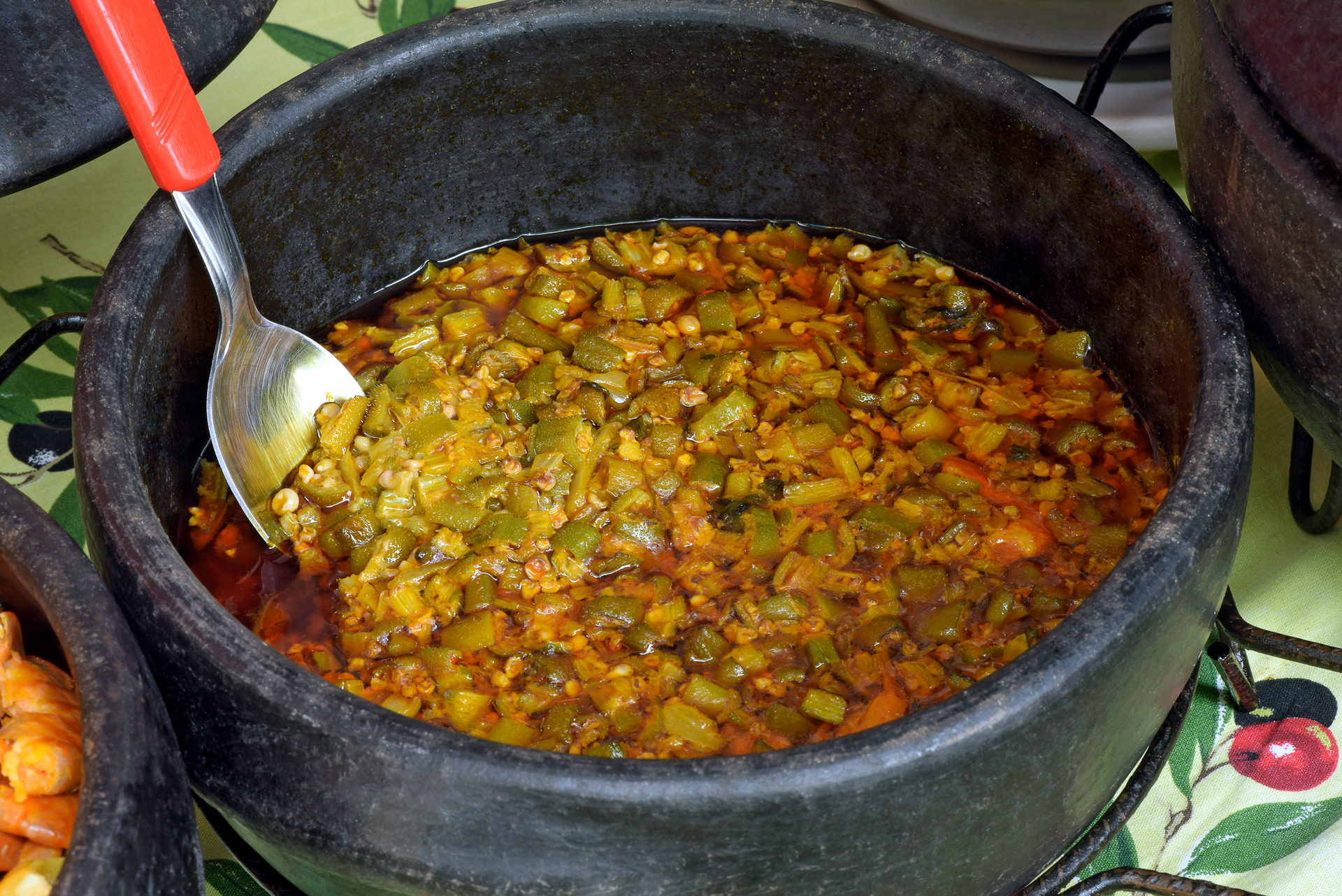 Savory Ethiopian Alicha Wot with Split Peas and Turmeric