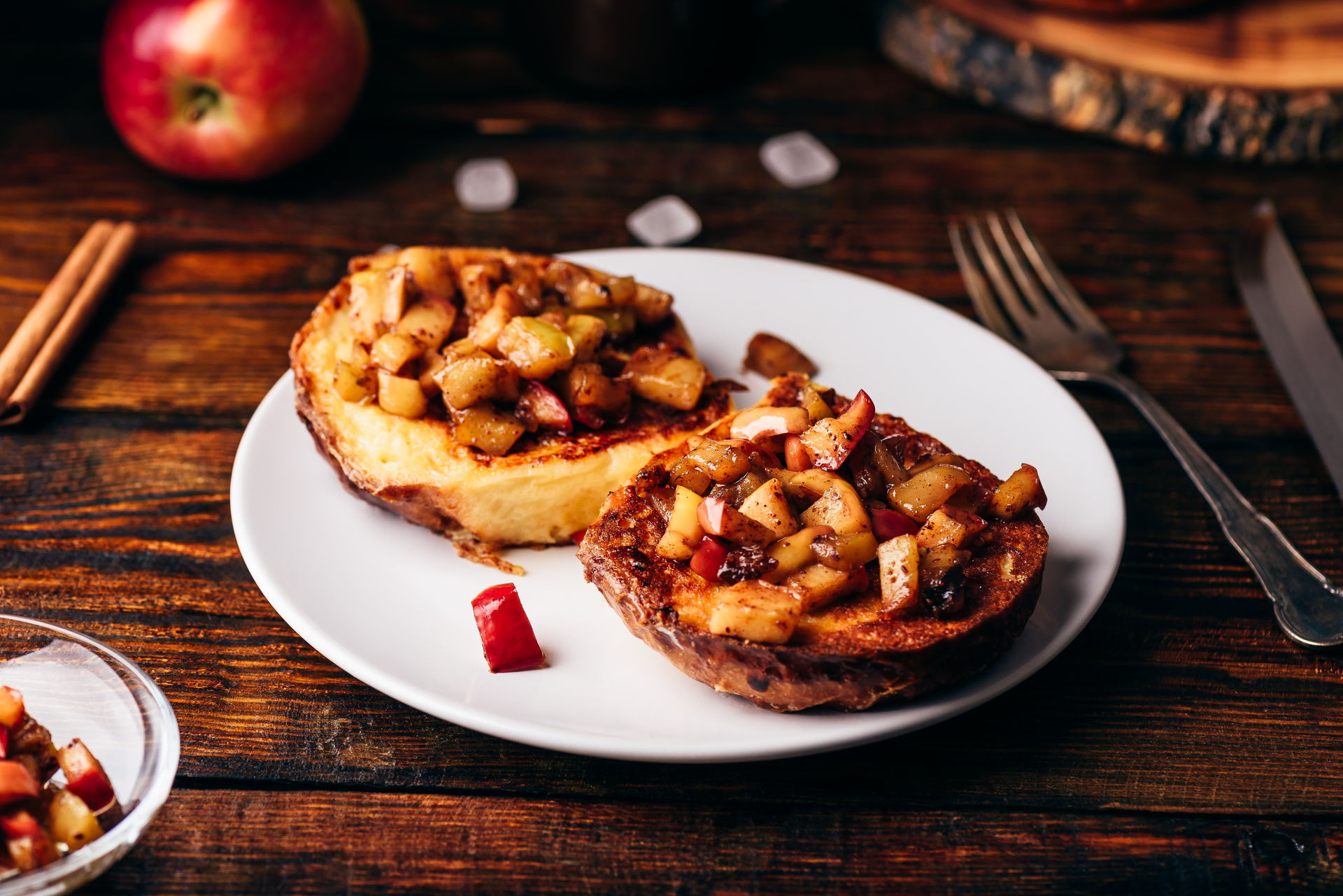 Swiss Rösti with Apples and Bacon — Brunch served and photographed from above