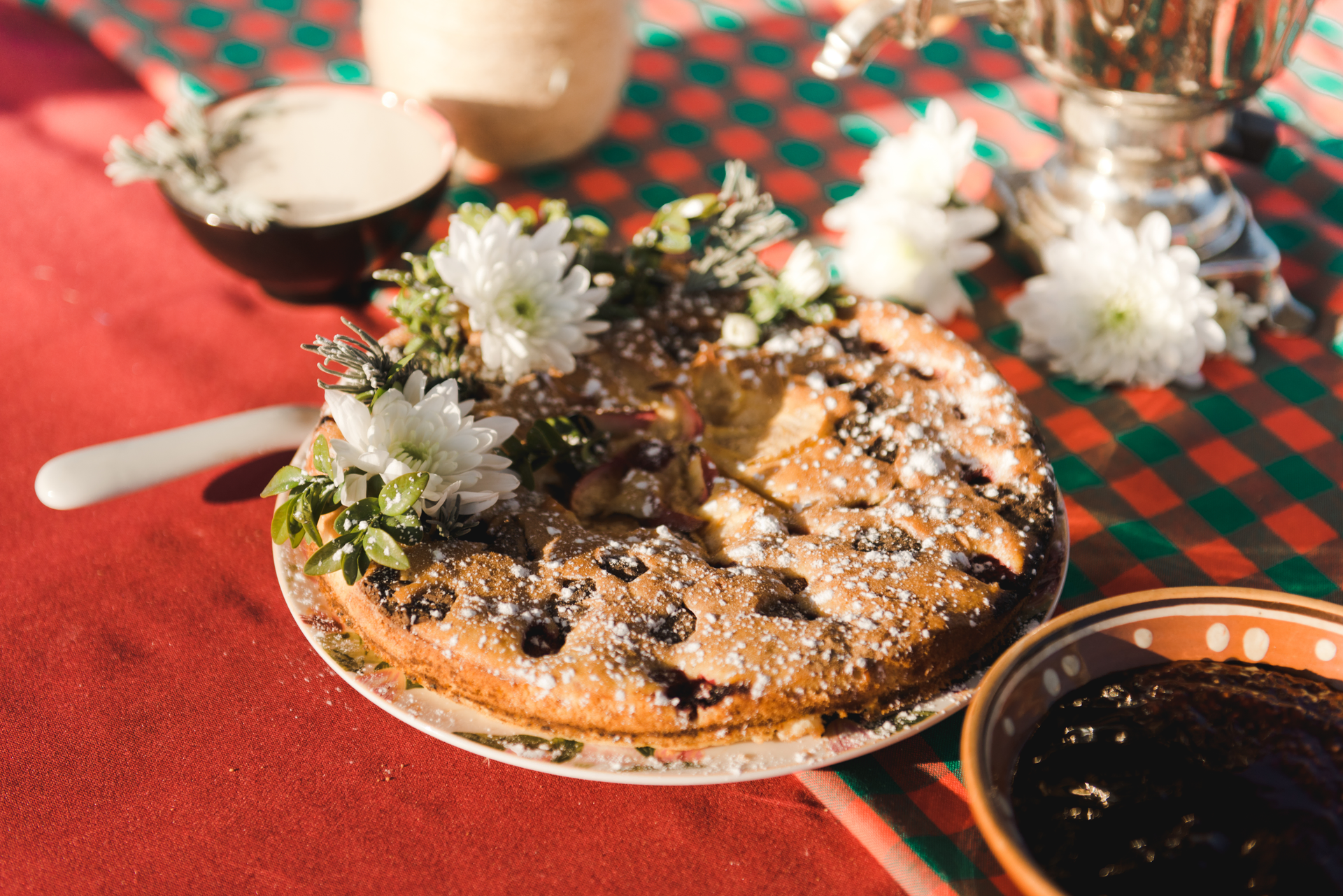 Traditional Hungarian Dobos Torte — Dessert served and photographed from above