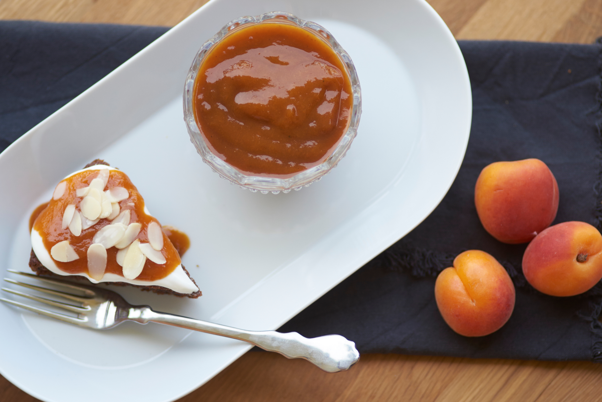 Velvety French Pot de Crème with Caramel Sauce